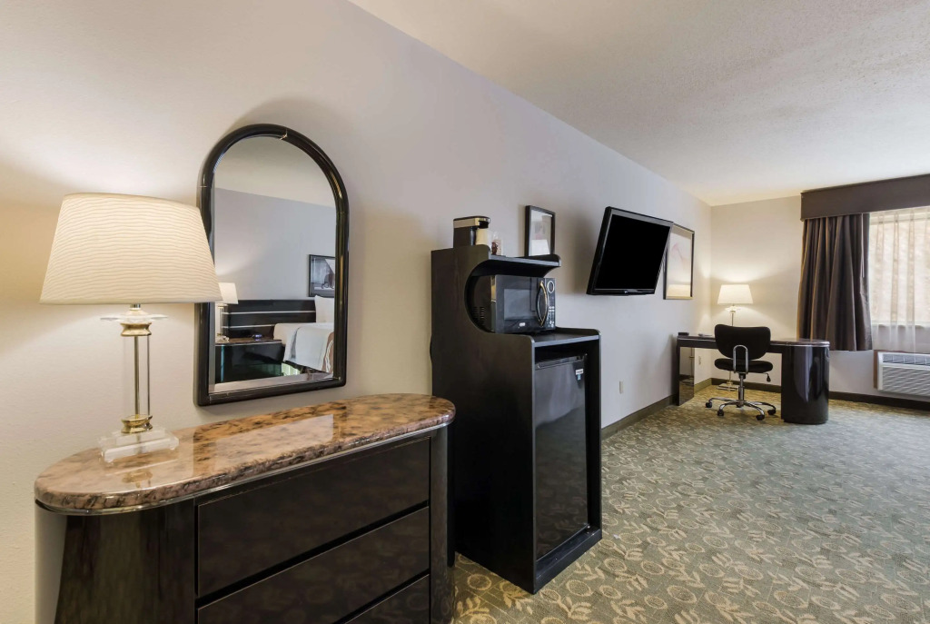 Quality Inn & Suites Red Wing