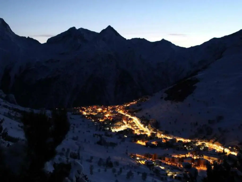 Appartement Les Deux Alpes, 1 pièce, 4 personnes - FR-1-348-194