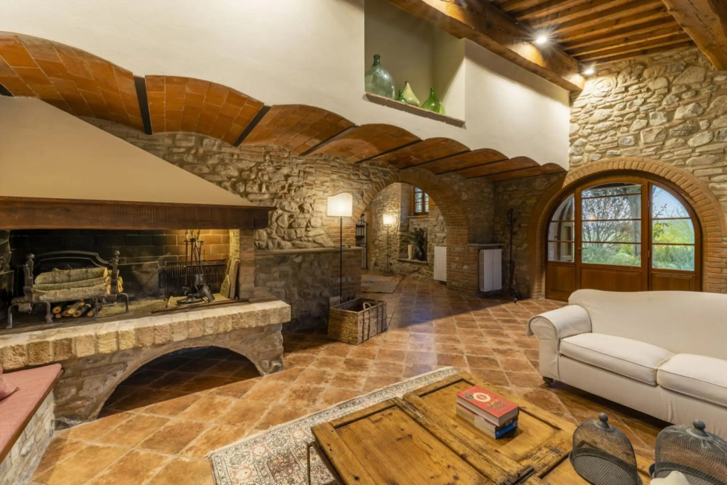 Villa with private pool and stunning views near Pisa-Villa Francesca