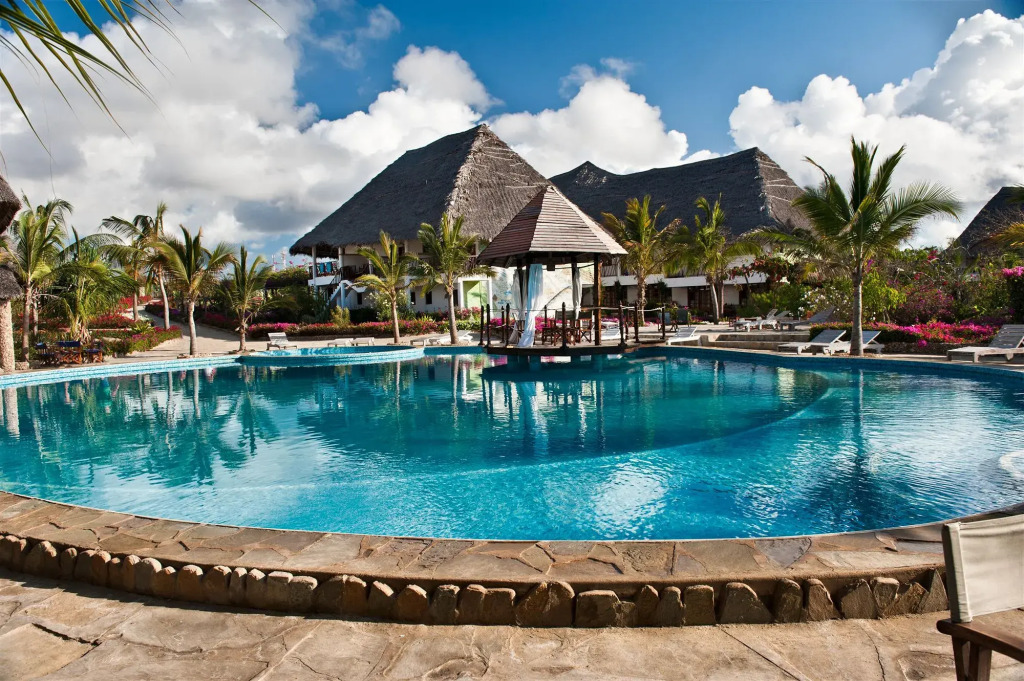 Jacaranda Beach Resort