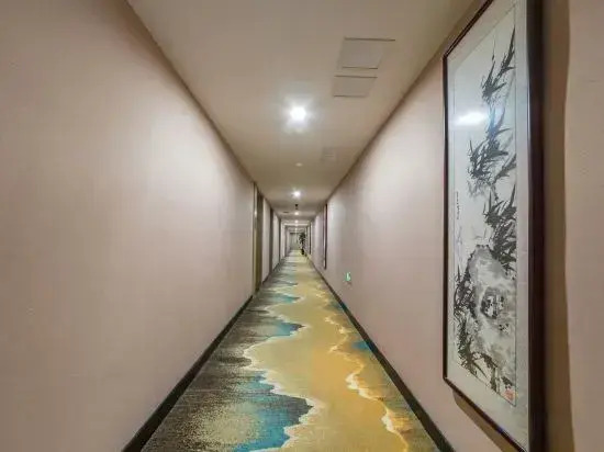 Xinshang Cinema Hotel (Yancheng Zhongnan City University Town Branch)