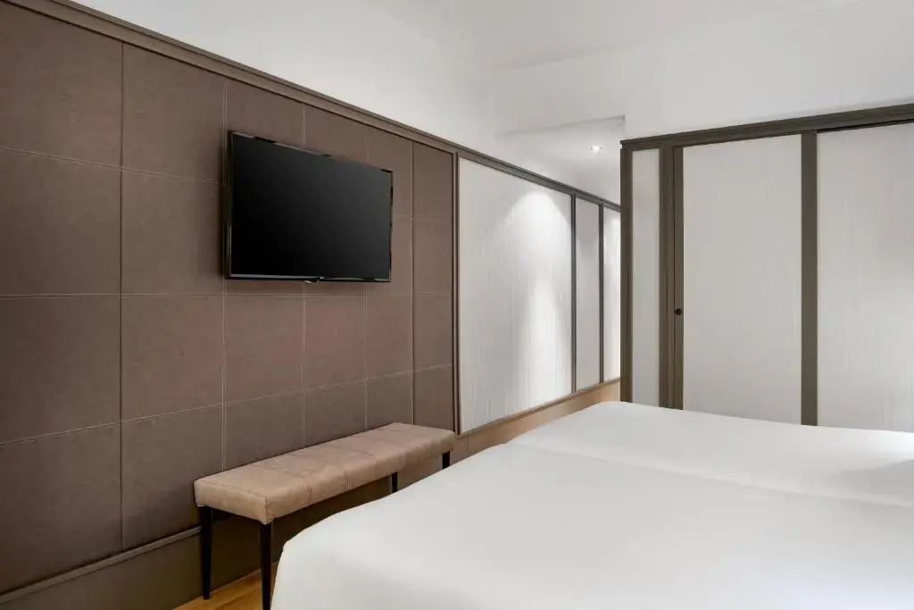 AC Hotel Avenida de América by Marriott