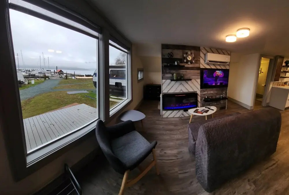 GLOBALSTAY. Paradise Marina Place