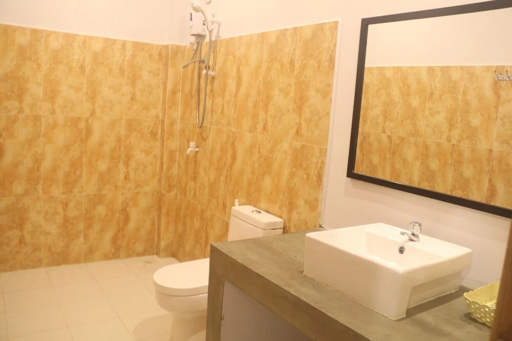 New Riverside Guesthouse