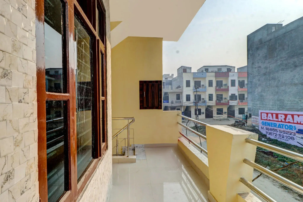OYO 76880 Hotel 2 Cubes