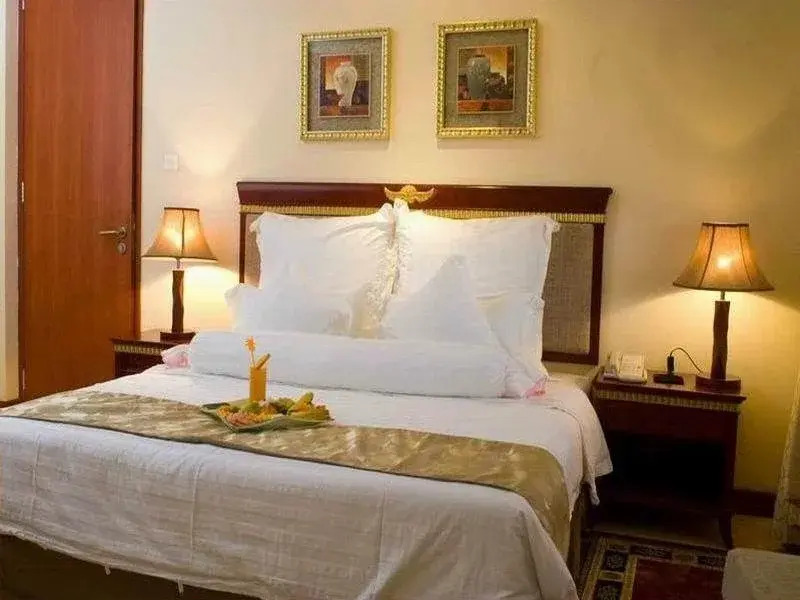 Paradise City Hotel