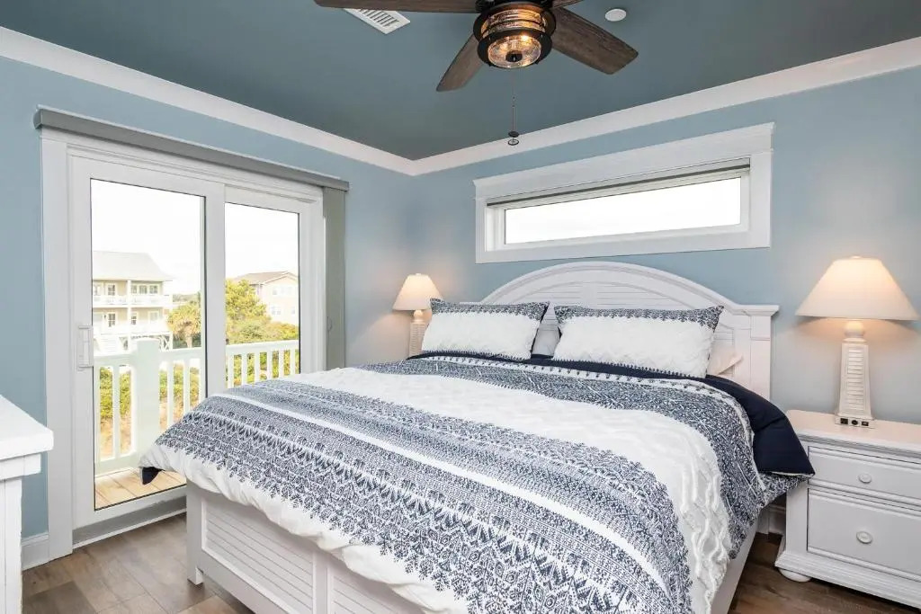 The Sandcastle by Oak Island Accommodations