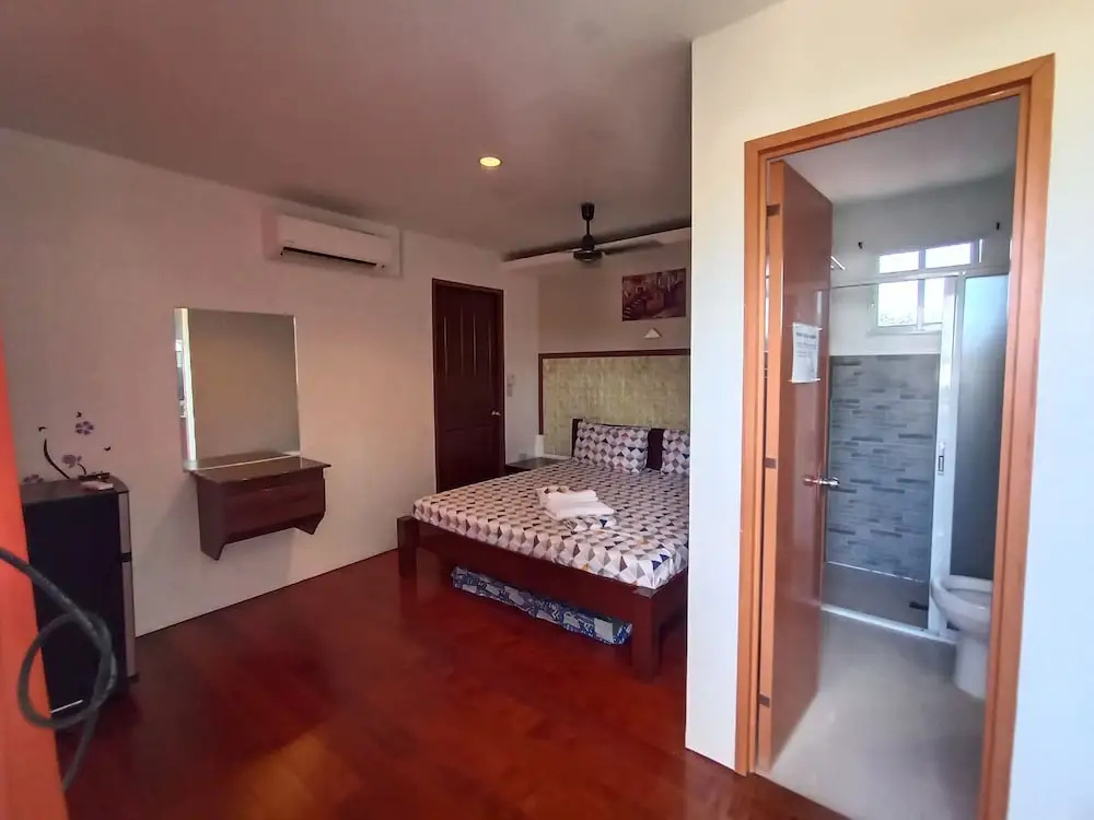 Hrj Hotel