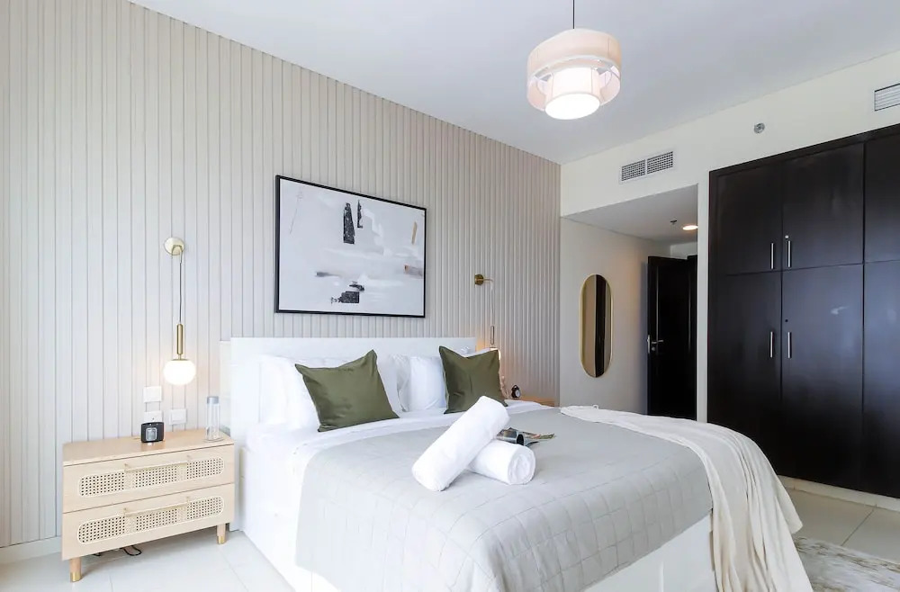 Manzil - Stylish 2BR in Dubai Marina nr Dubai Eye