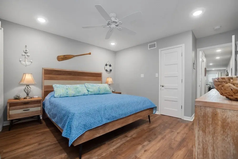 Sunrise Villas 208 - BOARDWALK TO THE BEACH