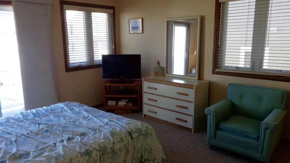 OC835 Brighton Place-2