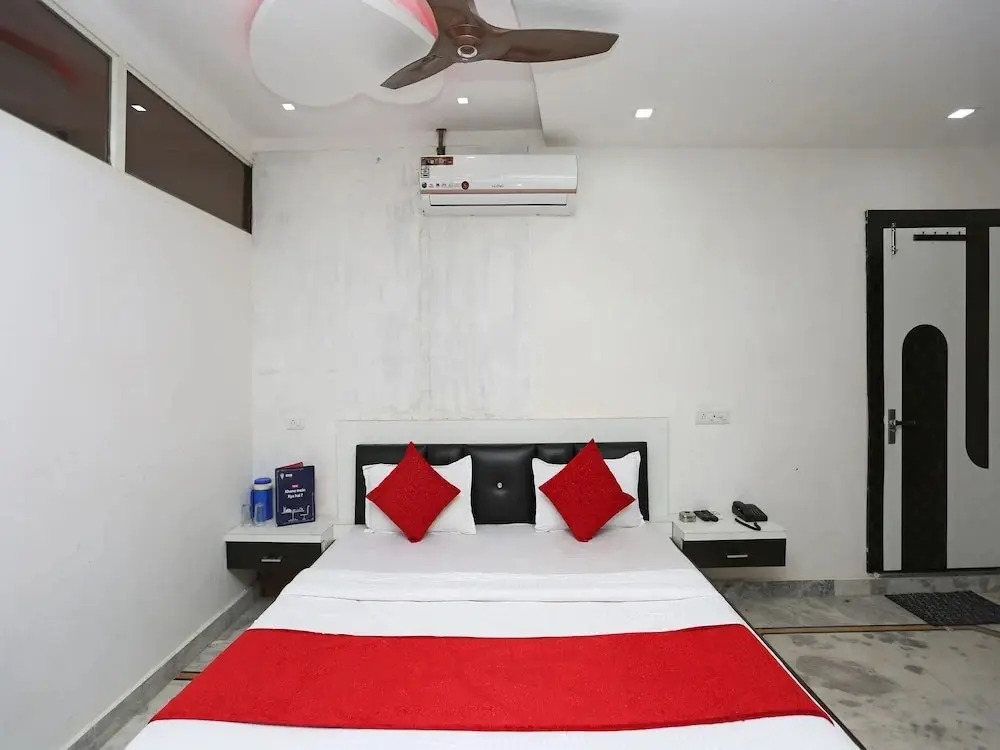 Hotel O Mani Bhai Patel