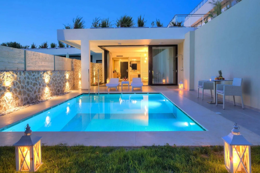 Caravia Beach Hotel