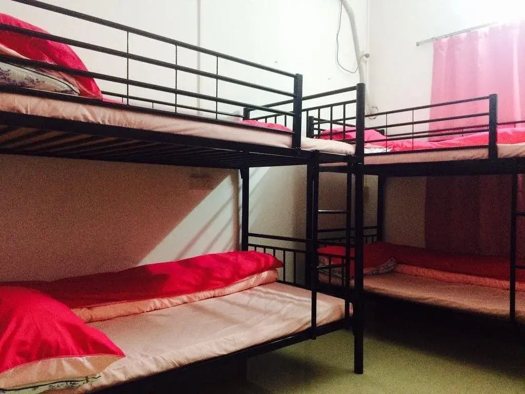 Long Island Hostel