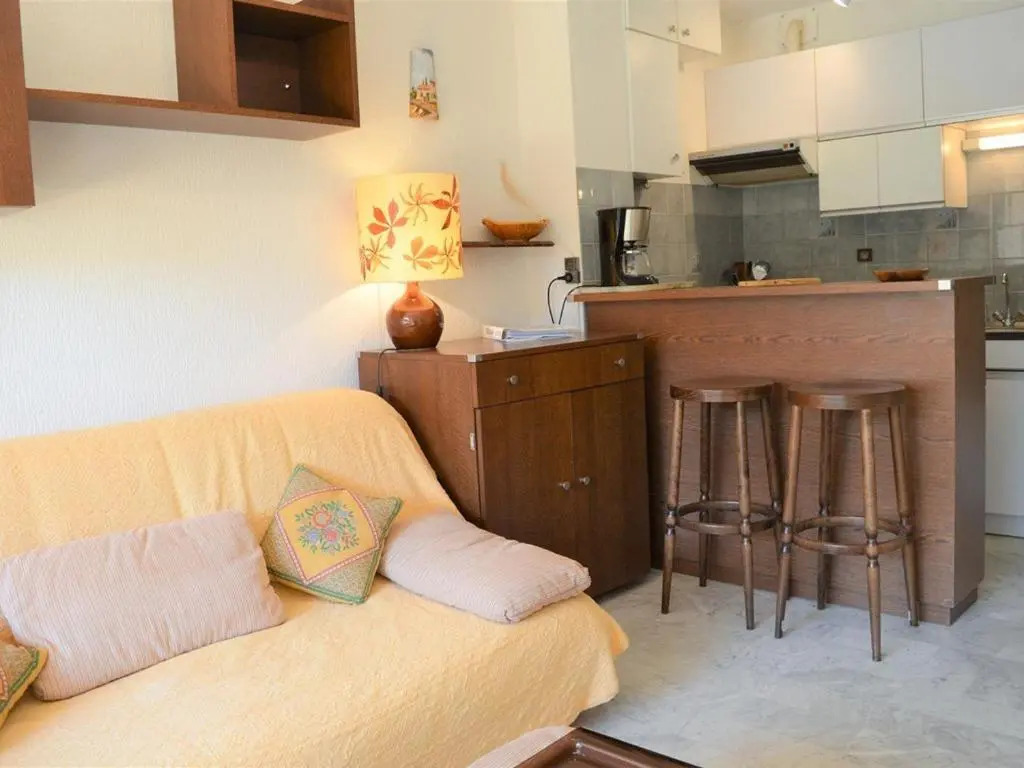 Appartement Bormes-les-Mimosas, 2 pièces, 4 personnes - FR-1-251-40