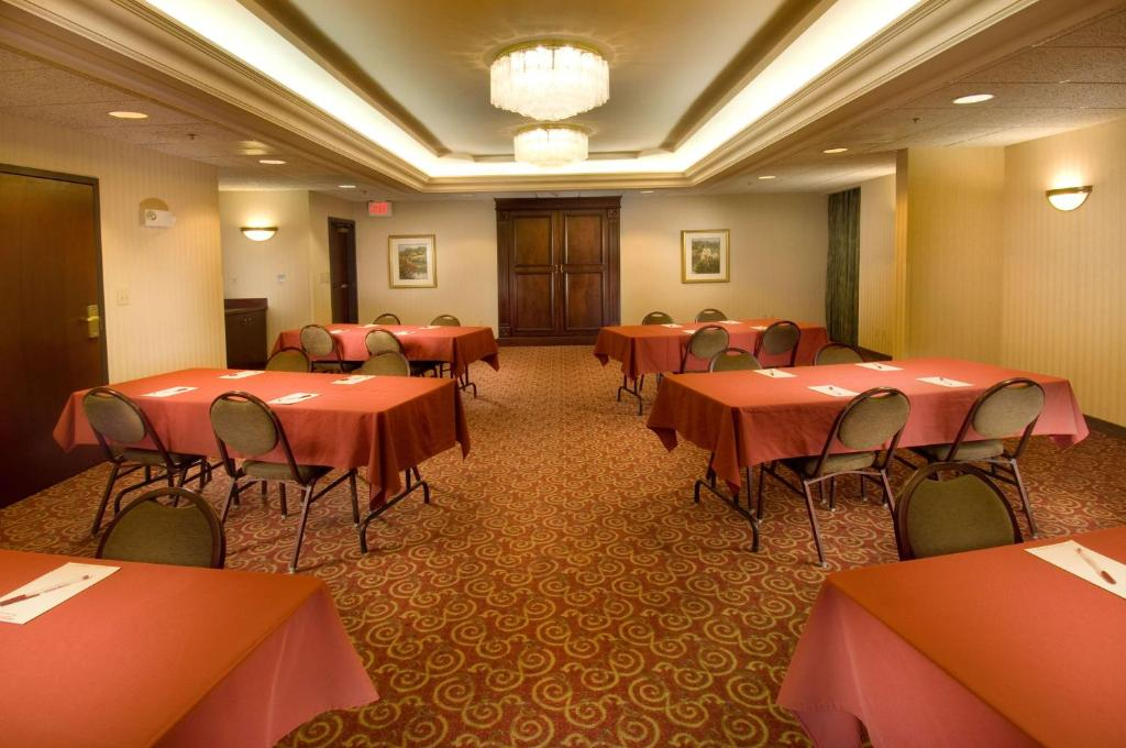 Prado Hotel by Choice Hotels