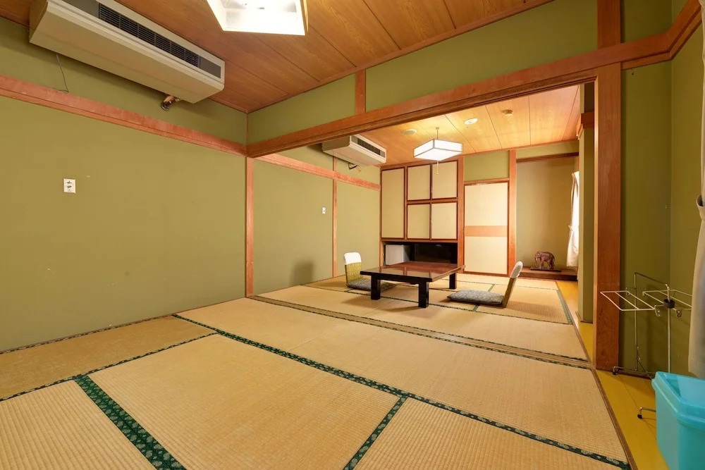 Shinhana no Chaya