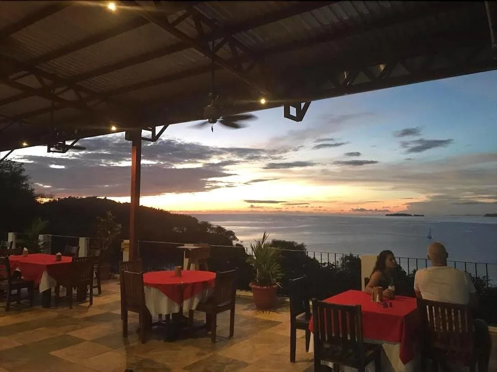 Dunama Ocean View Hotel
