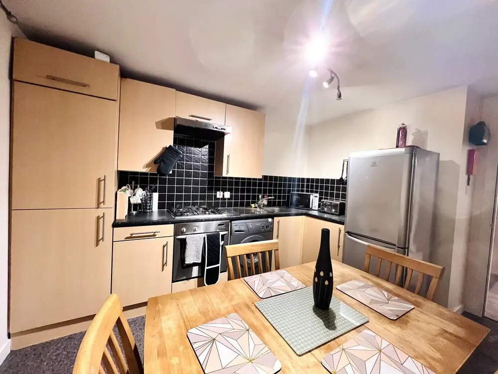 Eleora Executive 2-bed Apartment in Aberdeen
