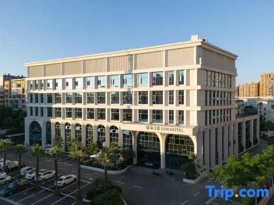 Jun Hotel (Jianshui Zitao Street）