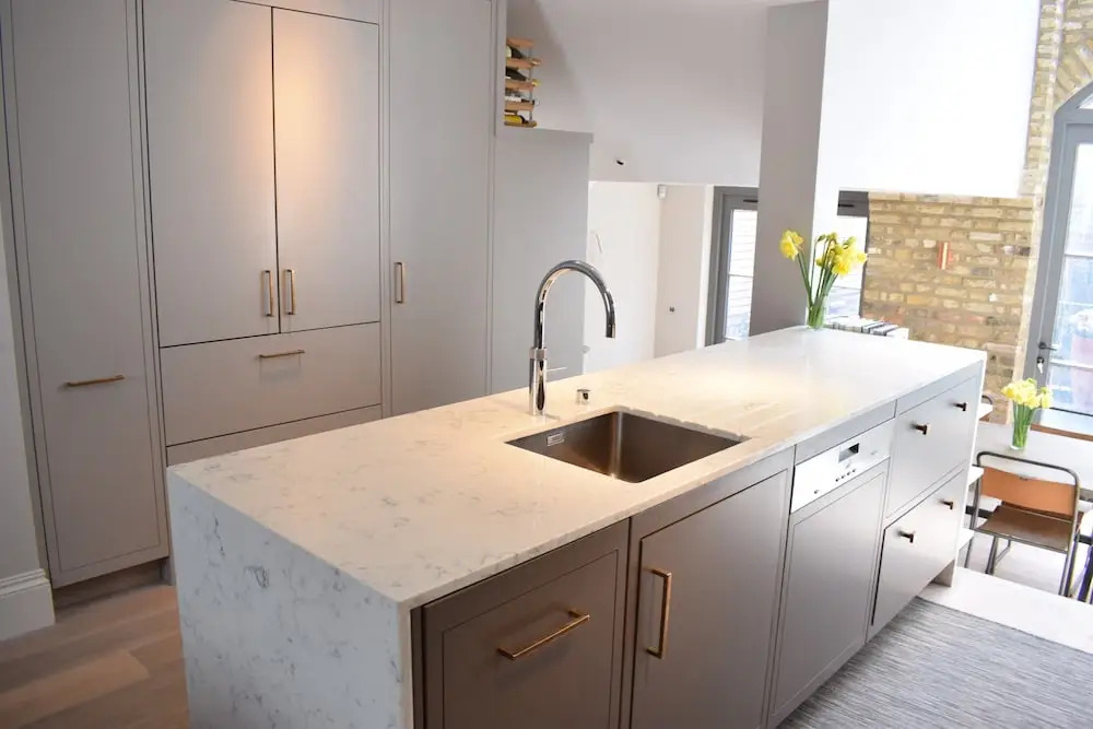 2 Bedroom Garden Flat By Kings Road