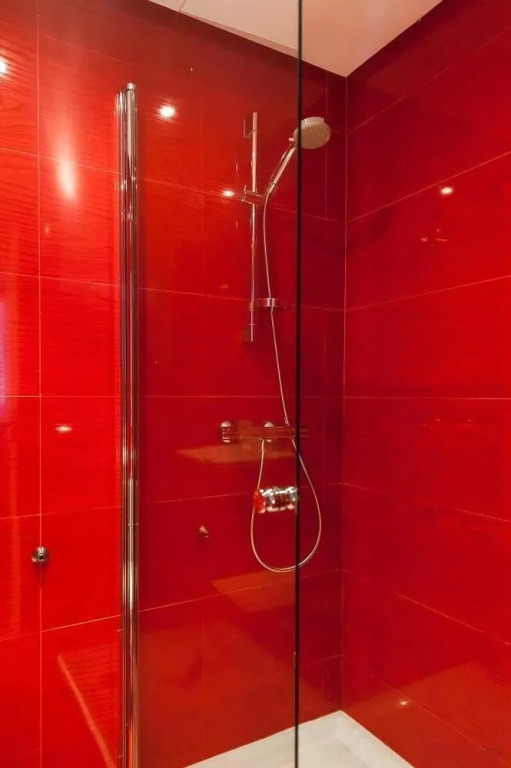 Roomspace Plaza Castilla Apartments