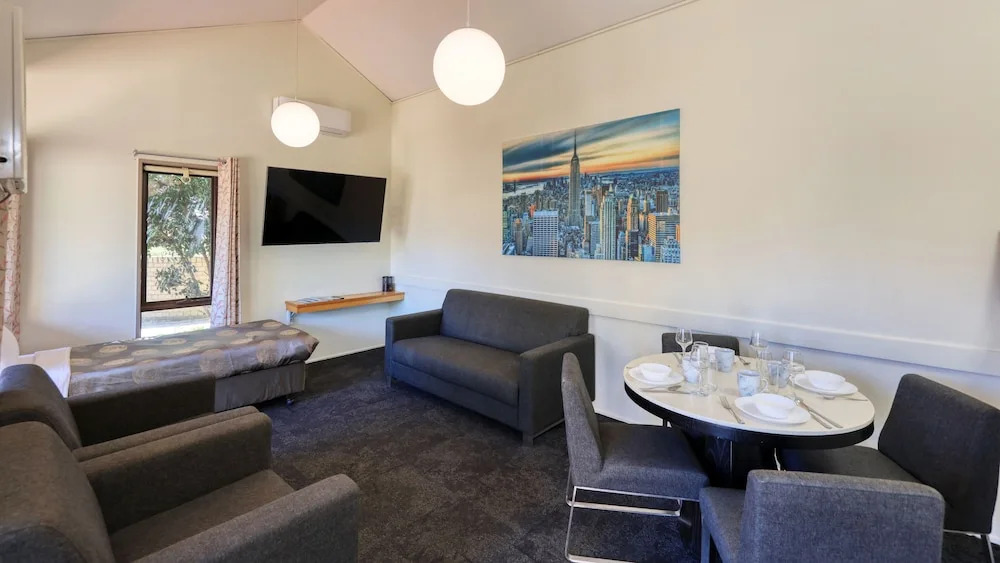 Executive Hideaway