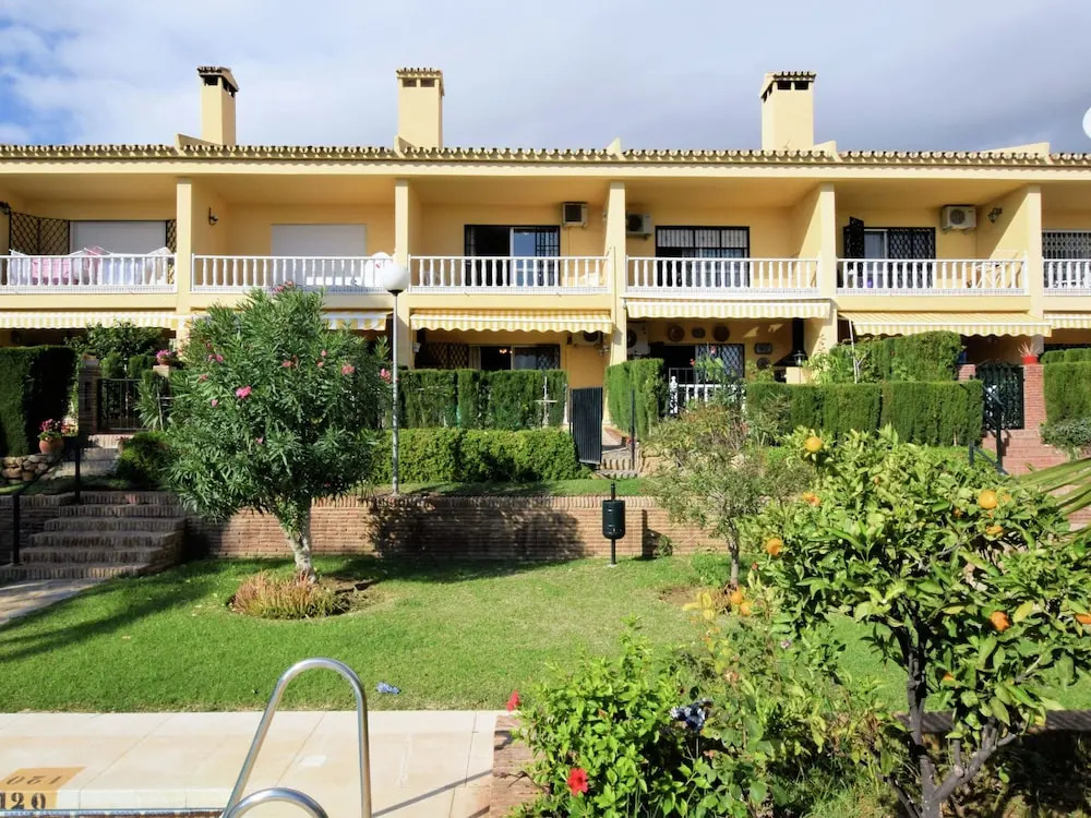 Semi Detached Holiday House Near the Coast