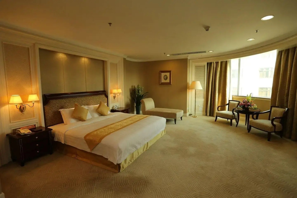 Agile Hotel