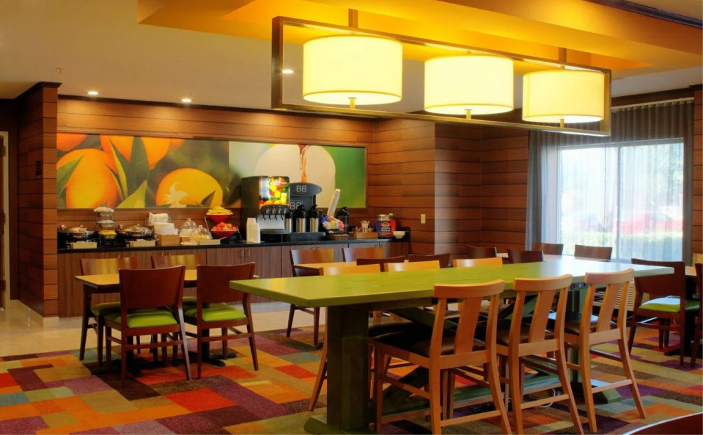 Comfort Inn & Suites North Dallas-Addison