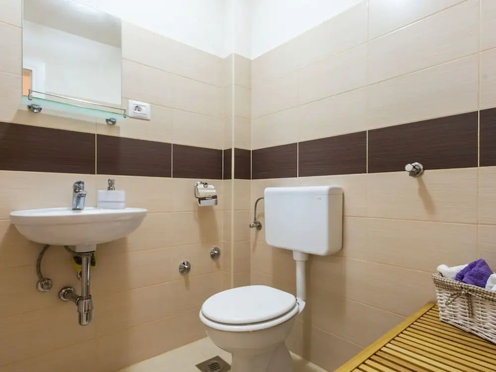 Stylish Villa in Milohnici With Private Terrace