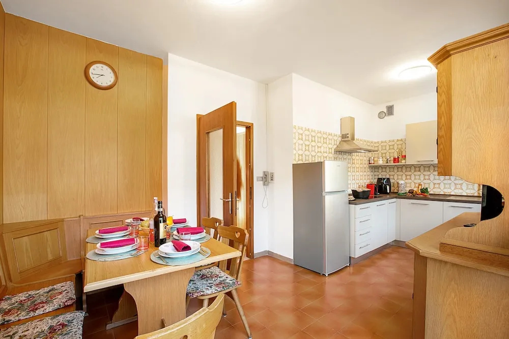 Mass Home in Arco With 2 Bedrooms and 1 Bathrooms