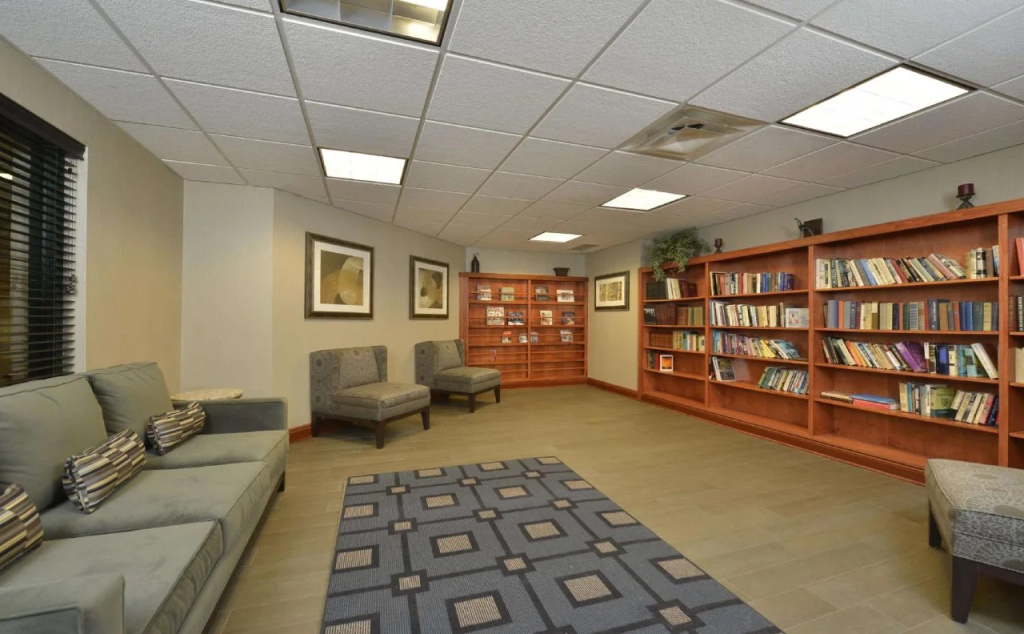 Hampton Inn East Aurora, NY