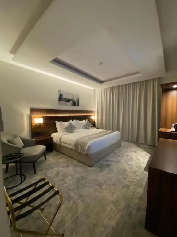 Asin Hotel