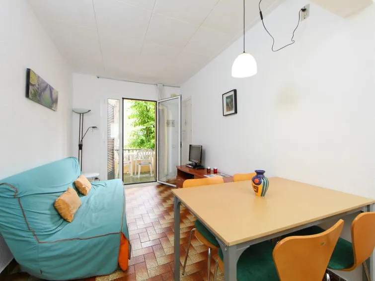 Apartment Aquarius by Interhome