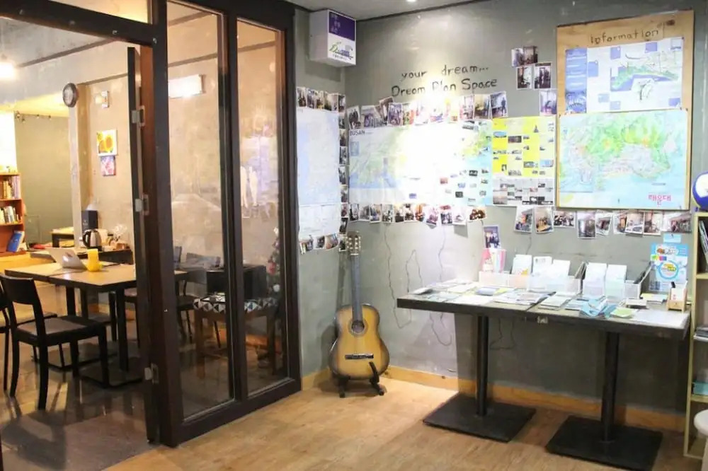 Backpacker's House - Hostel