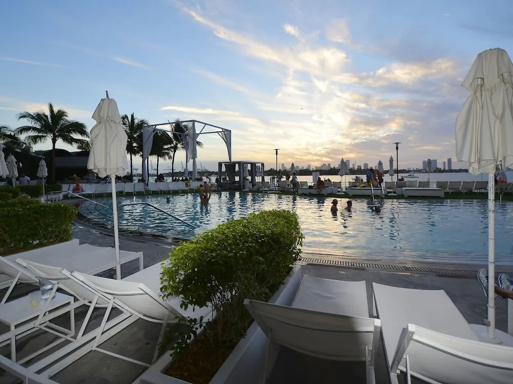 Penthouse Floor 2rooms in 5hotel South Beach 1601