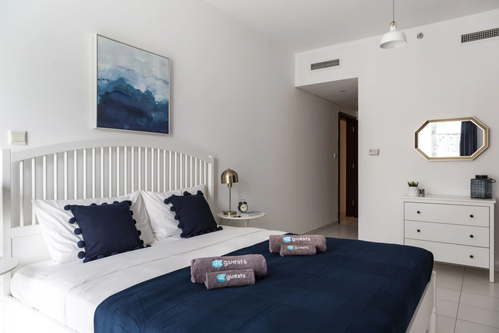 Luxury apartment with Dubai Marina views