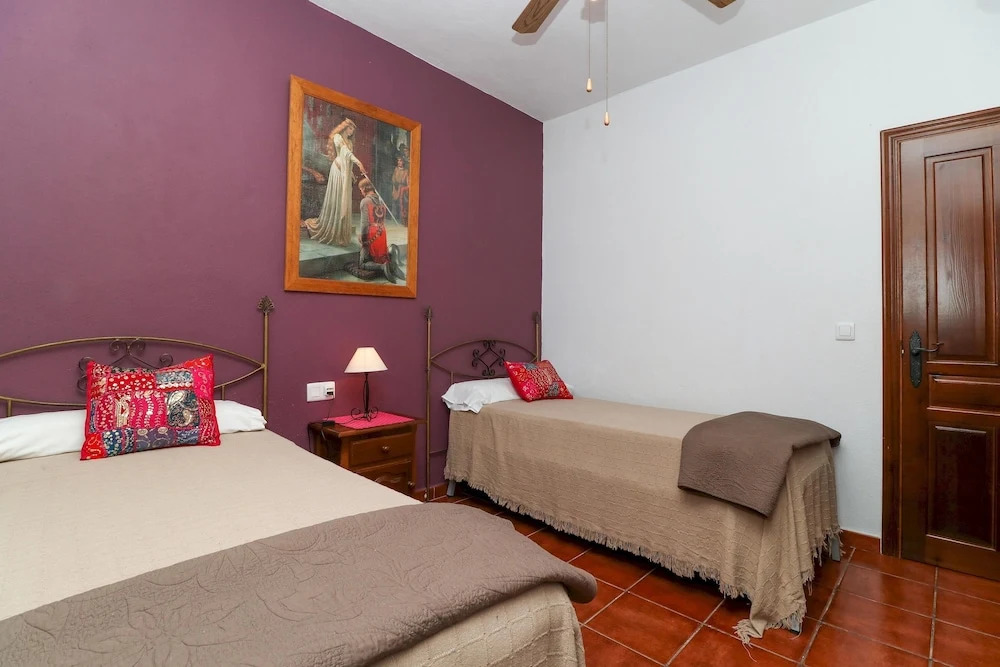 Francisquita - Modern Stylish Country Villa, Private Pool, Air Con, Wifi