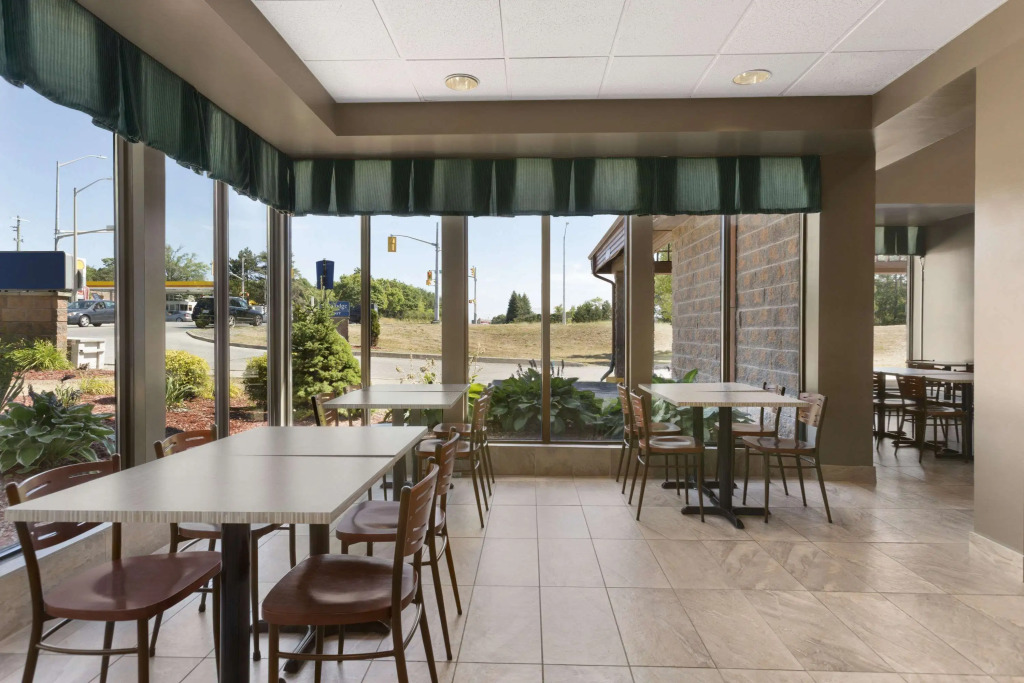 Travelodge by Wyndham Barrie