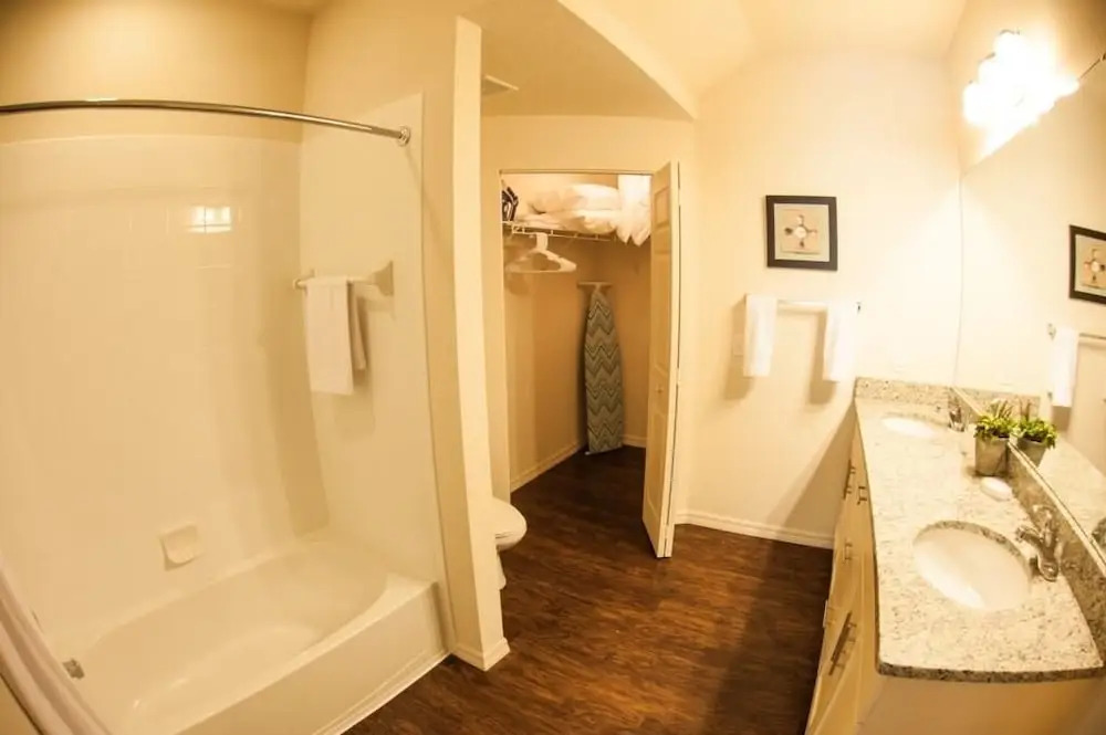 Nov Special 10min to Disney WL3 Bed ID: 211006