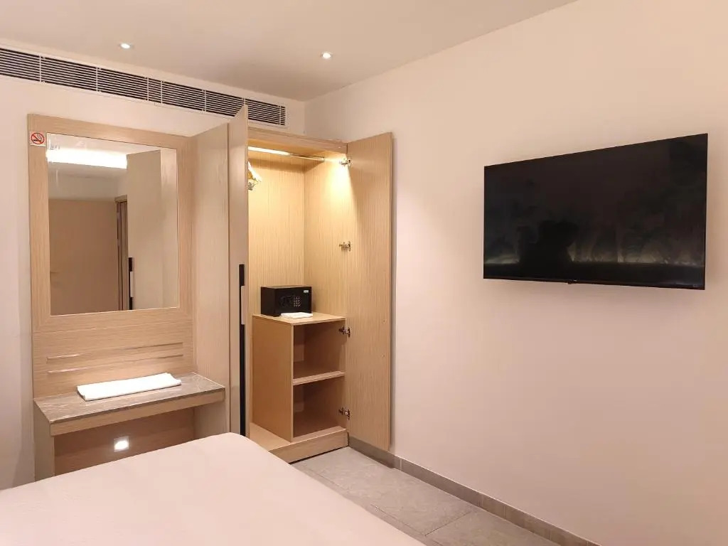 Signature Hotels