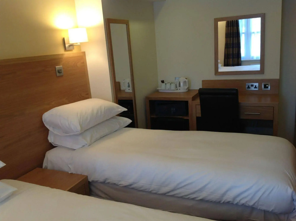 Regency Hotel Parkside