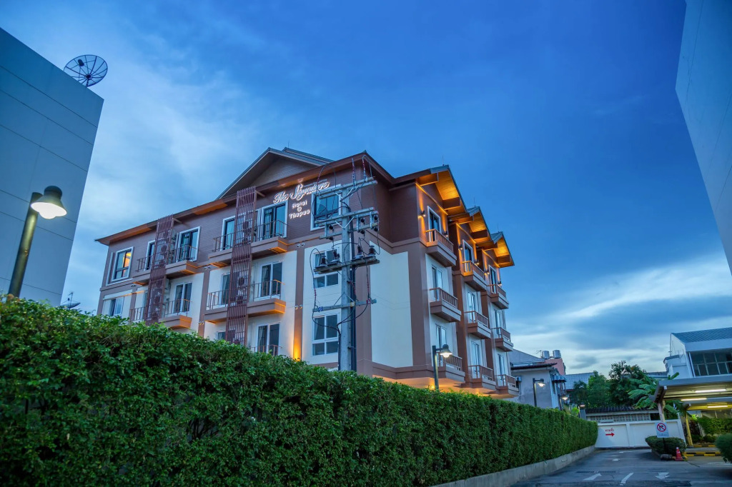 The Signature Hotel @ Thapae