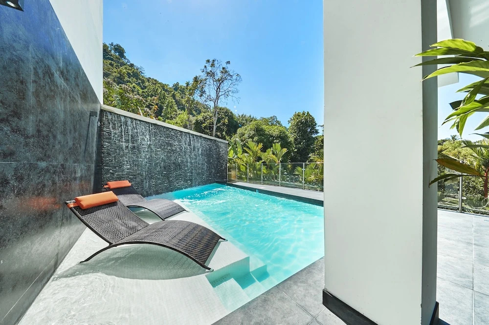 Sunset Blvd 10A - 2 Br Condo