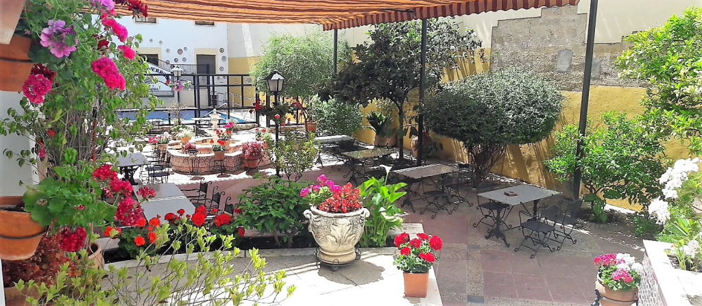 Hotel Averroes