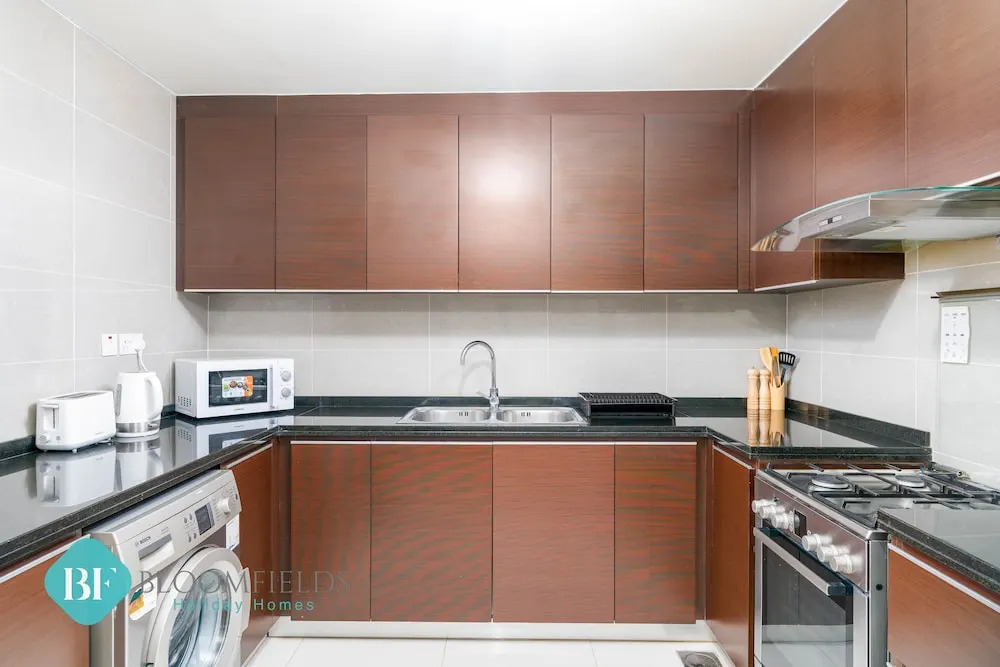 Stylish 1 Bedroom in Marina Blue