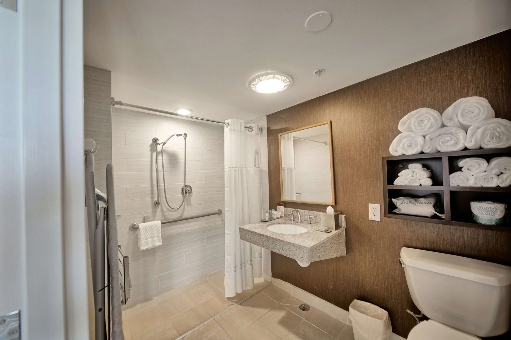 DoubleTree by Hilton Portland, ME