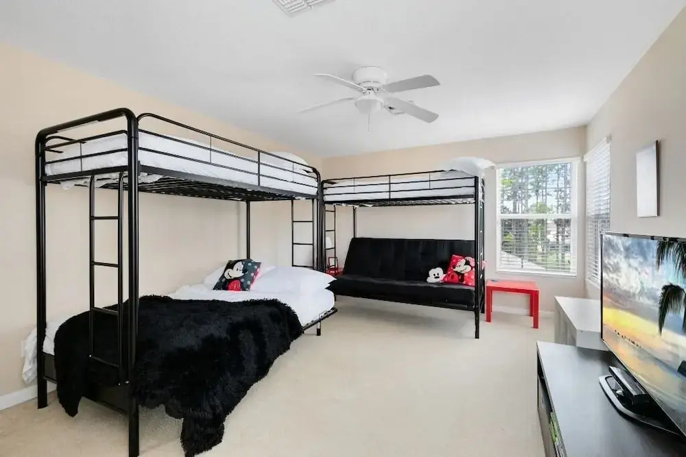 Highlands Haven 6 Bedroom Home by RedAwning