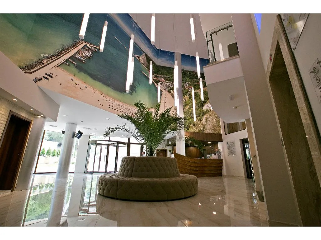 Royal Grand Hotel and Spa